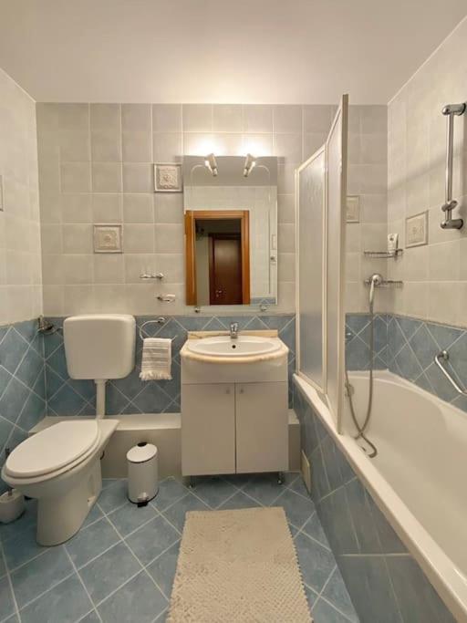 Lovely & Quiet 1-Bedroom Condo With Free Parking Bukareszt Zewnętrze zdjęcie